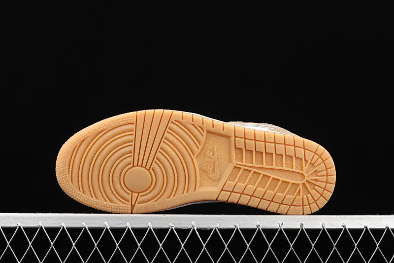 All categories Air Jordan Jordan series basketball shoes Air Jordan 1 Mid Air Jordan 1 Mid AJ1 Joe 1 Ephedra Mid-top cultural basketball shoes 554724-271